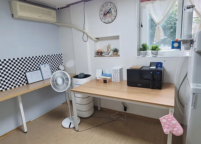 Sweet House Seoul, Line 2 & 5 - Direct To Hongdae Gangnam Herberg
