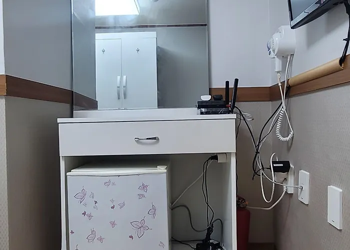 Sweet House Seoul, Line 2 & 5 - Direct To Hongdae Gangnam Herberg Seoel