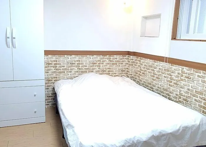 Locanda Sweet House Seoul, Line 2 & 5 - Direct To Hongdae Gangnam *