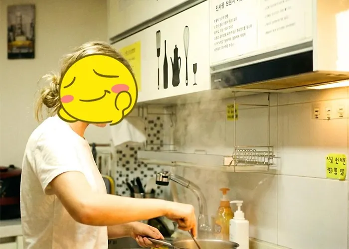 Herberg Sweet House Seoul, Line 2 & 5 - Direct To Hongdae Gangnam *